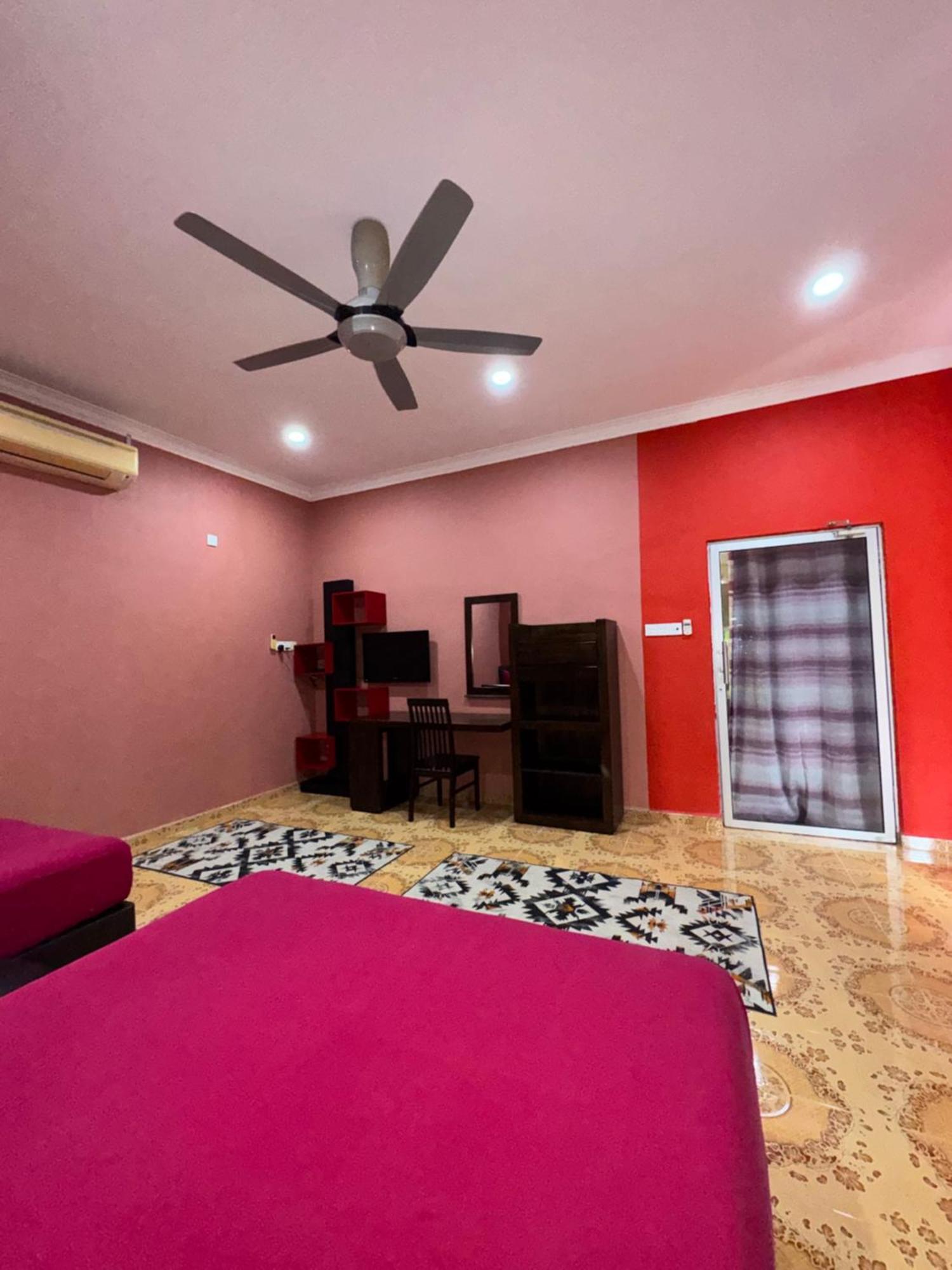 Cenang Room Rahsia Motel Пантай-Ченанг Екстер'єр фото